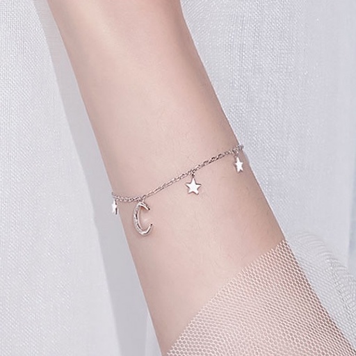 Minimalist style bracelet niche design Japan and South Korea super fairy cold wind temperament moon star bracelet 210807