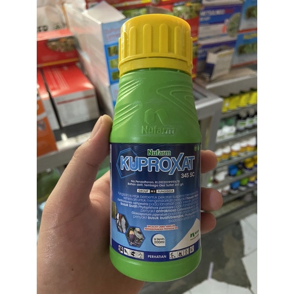 fungisida kontak kuproxat 200ml nufarm fungisida tembaga oksi sulfat