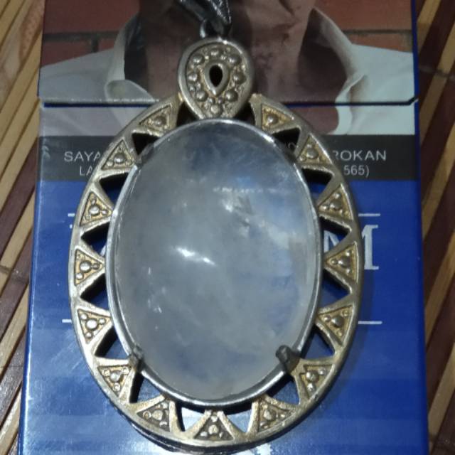 Liontin batu kecubung es asli