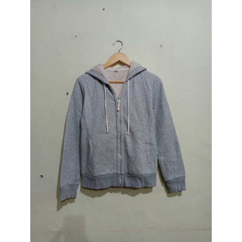 jaket zip hoodie UNIQLO size M sherpa original preloved vintage grey