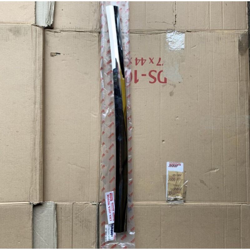 List Lis Chrome Krom Grill Gril Depan Bagian Bawah Ayla 2013 2014 2015 2016 2017 Original Ori Asli