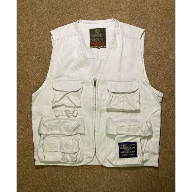 white tactical vest by walrus jeans sz m