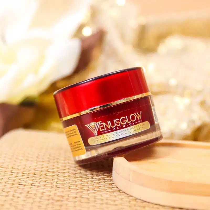 Acne VitB3 Sunscreen Daycream Venusglow Clinic