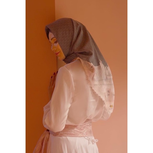 La sabelle - hawa Series “grey”