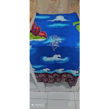 Kain pantai wanita bali / Sarung batik khas banyuwangi