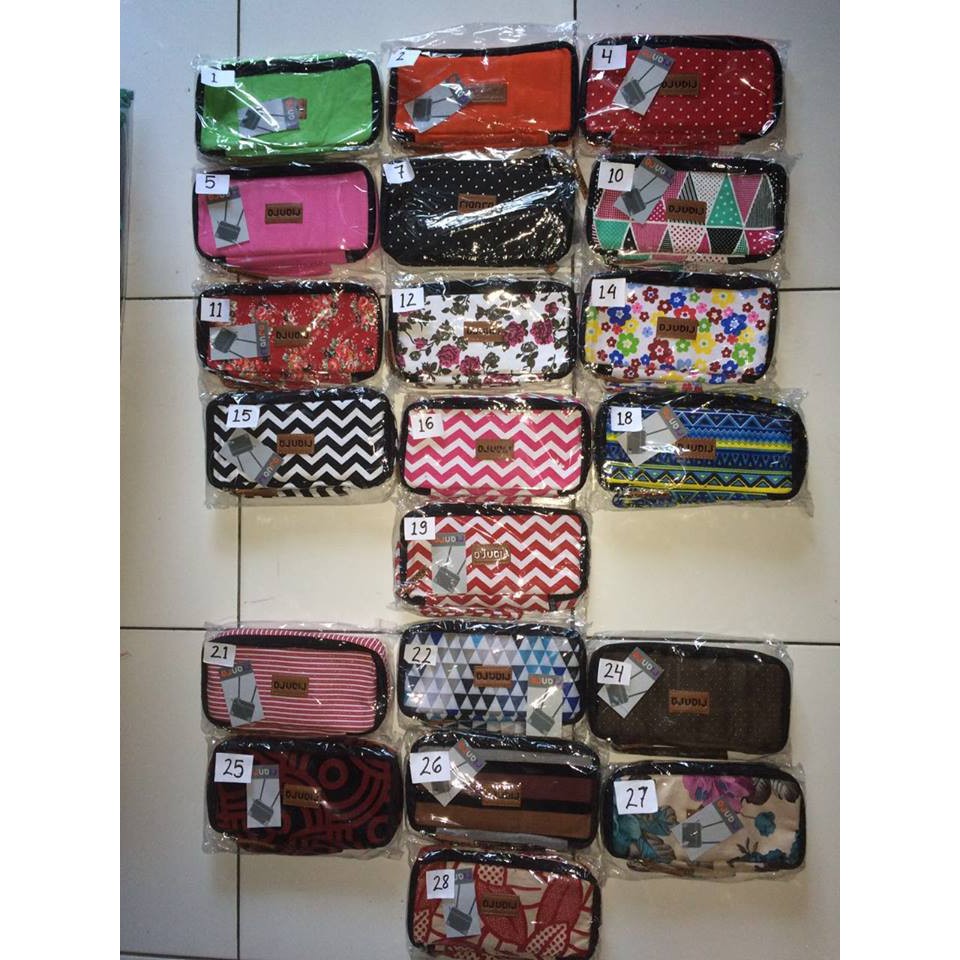 

PENCILCASE / BEAUTYCASE RIANRA