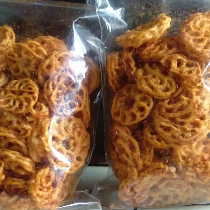 

Kerupuk Mie Pedas / Snack Kiloan 250Gr Asli!
