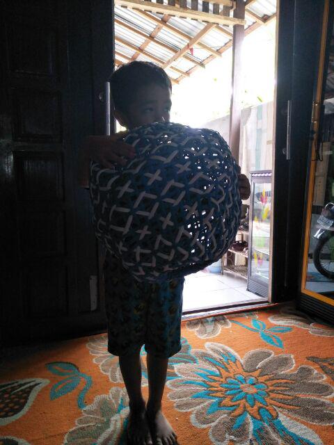 Lampion Gantung Bentuk Bulat Bahan Rotan Sintetis - Tempat Lampu - Wadah Lampu - Kap Lampu Bundar