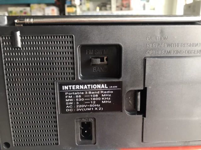 radio INTERNATIONAL 4250 / 3950