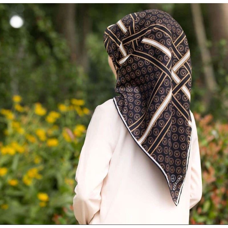 Hijab denay segi empat Lasercut MS Hijab /kerudung motif terbaru-MS 80