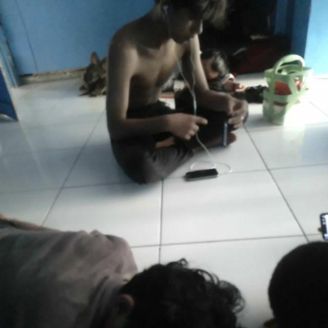 Pasah Keripik Singkong Parutan Keripik Pisang Mini