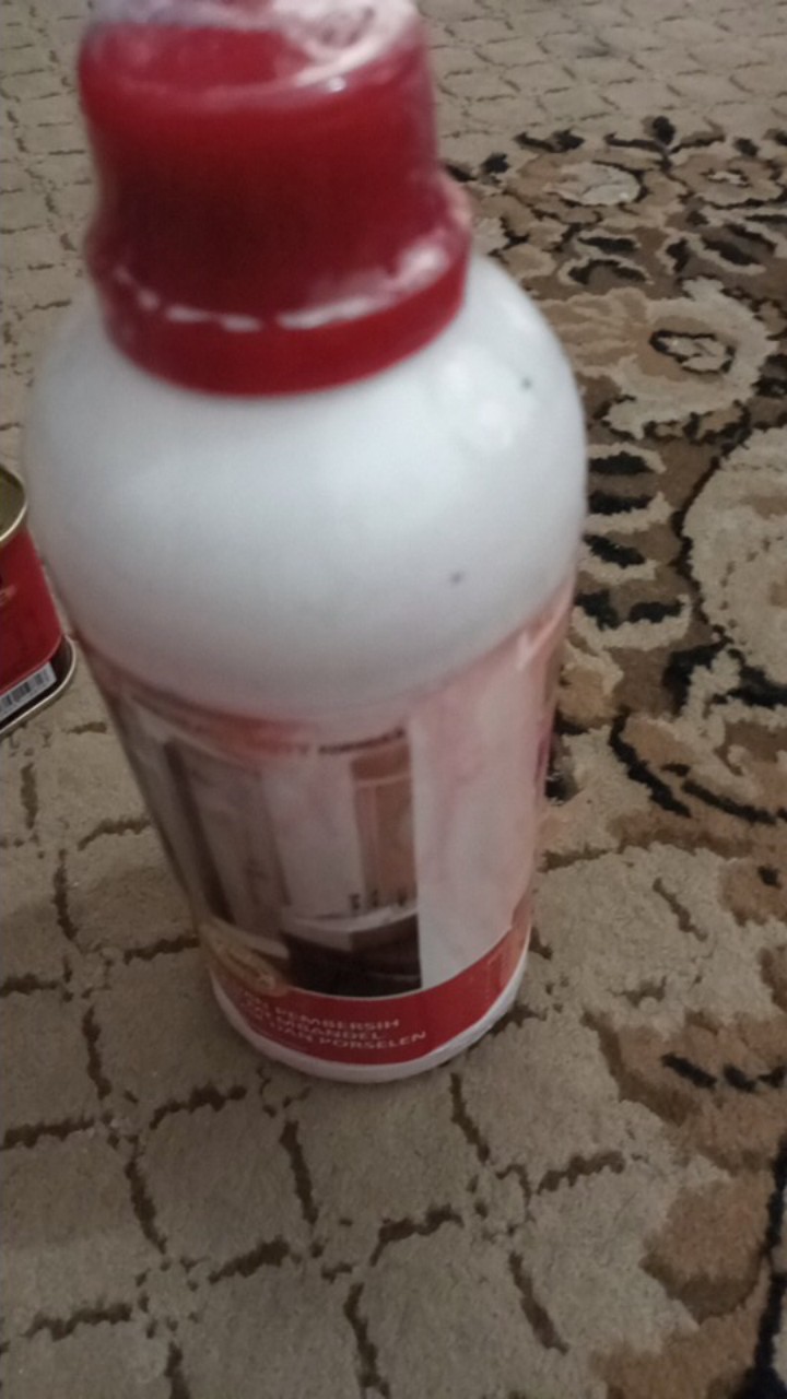 Napoclean Pembersih Kerak Keramik (merah) Isi 500 Ml