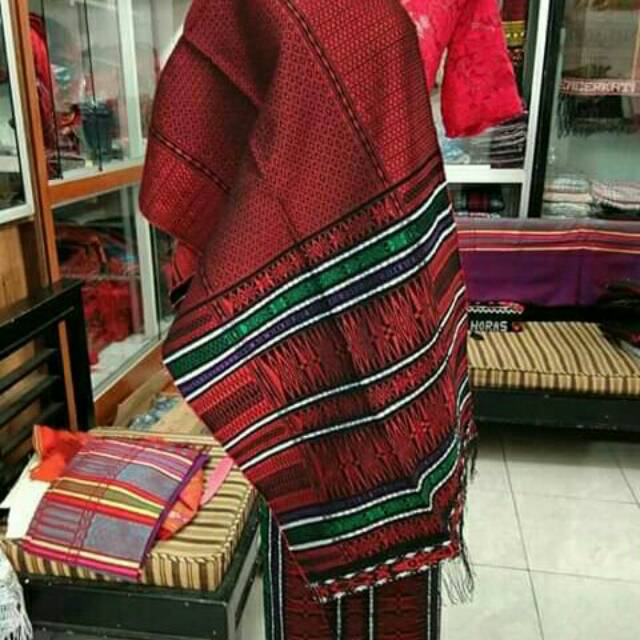 Songket tenunan asli tarutung