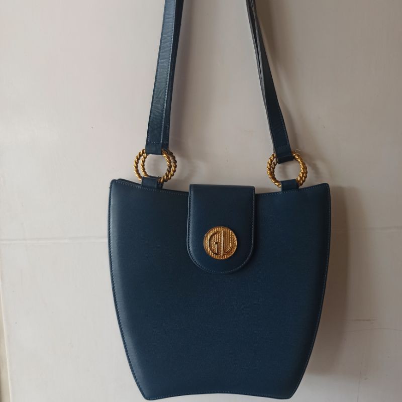 GUY LAROCHE BAG AUTHENTIC