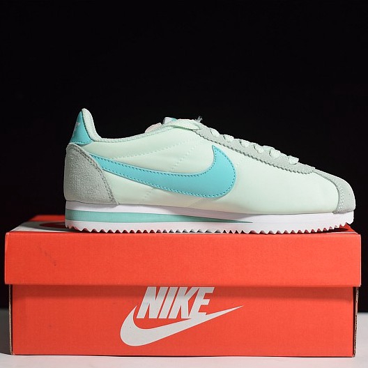 sepatu cortez