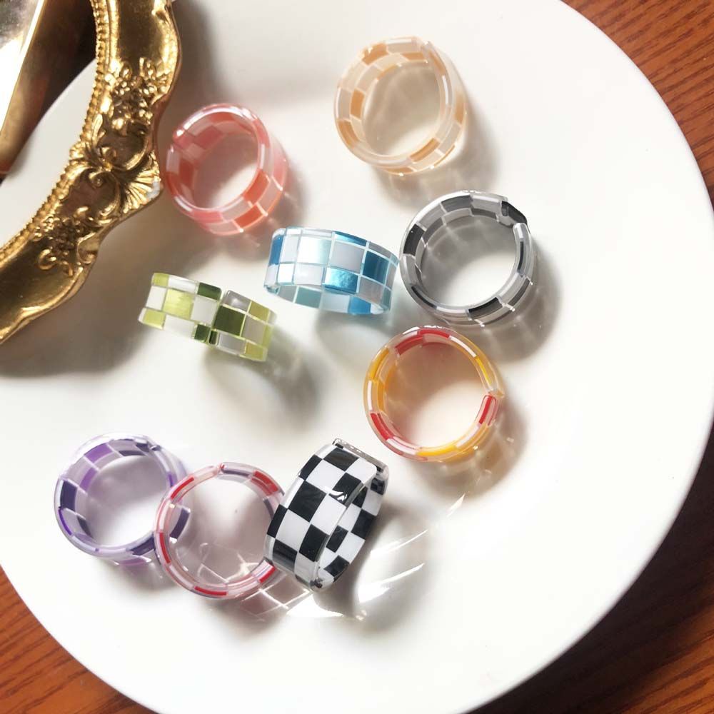 Cincin Model Terbuka Bahan Resin Akrilik Motif Kotak-Kotak Warna Permen Gaya Korea Untuk Pria Dan Wanita