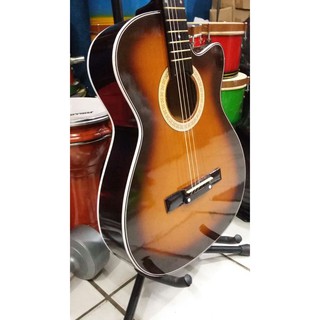 Gitar Akustik Merk Yamaha Warna Sunburst Senar String Buat Gitar Akustik Merk Yamaha Warna Sunburst Senar String Buat