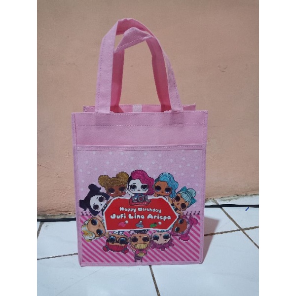 

Goodie bag ulang tahun custom, tas souvenir ultah depan kantung