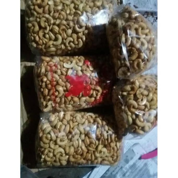

Kacang Mede / Mete Matang Super Asli Wonogiri 1Kg Titanium.Store1