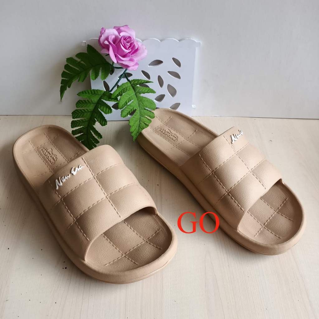 BB NEW ERA LB E 9041 Sandal Selop Karet Wanita Sendal Rumah Indoor Kamar Tidur Kamar Mandi Empuk