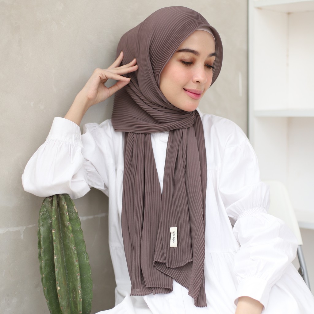 Lozy Hijab - Ayra Pleats Shawl ( Pashmina Full Plisket )-Dark Grey