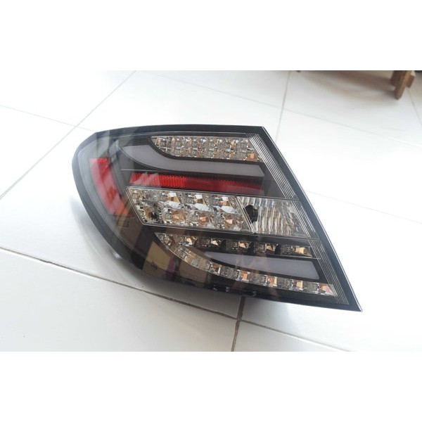 Stoplamp Mercedez Benz W204 Led 2007 UP