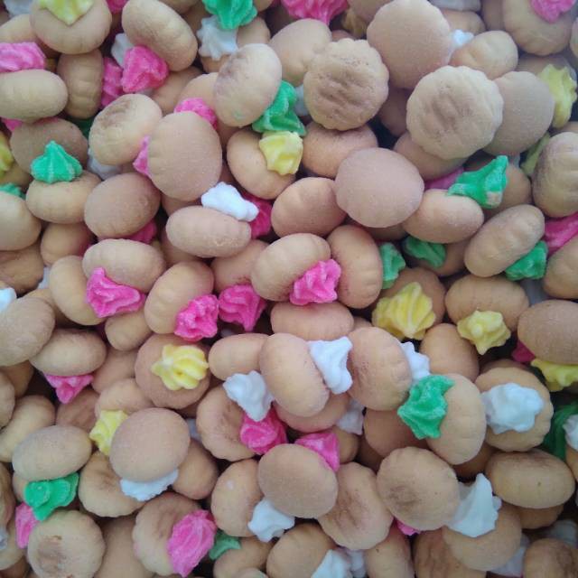 

Kue gemrose/kue kancing/Snack jadul - 1/4 kg