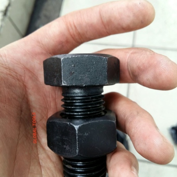 Harga Turun  Baut mur baja 8.8 UNC 78 x 2.12 m22 kunci 32 baut konstruksi peron Tools global