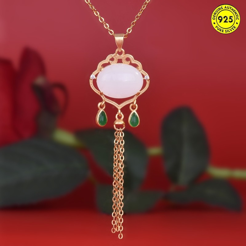 Kalung Rantai Dengan Liontin Rumbai Batu Chalcedony Natural Gaya Istana Ruyi Untuk Wanita