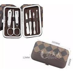 Manicure Pedicure Set  - 7 in 1 Alat Perlengkapan Meni Pedi Dompet Gunting Kuku Set