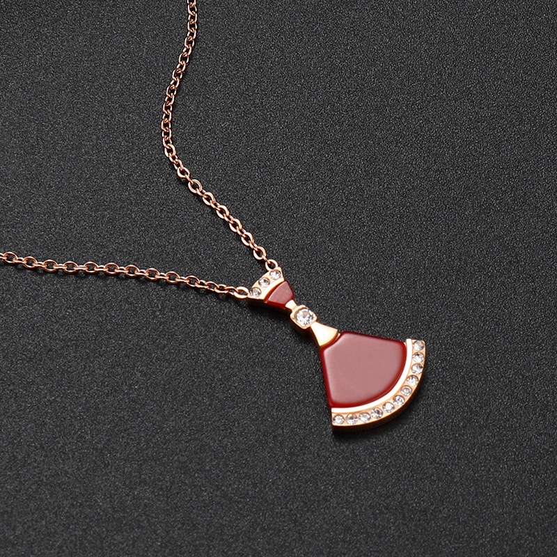 Kalung kipas hitam titanium korea style anti karat