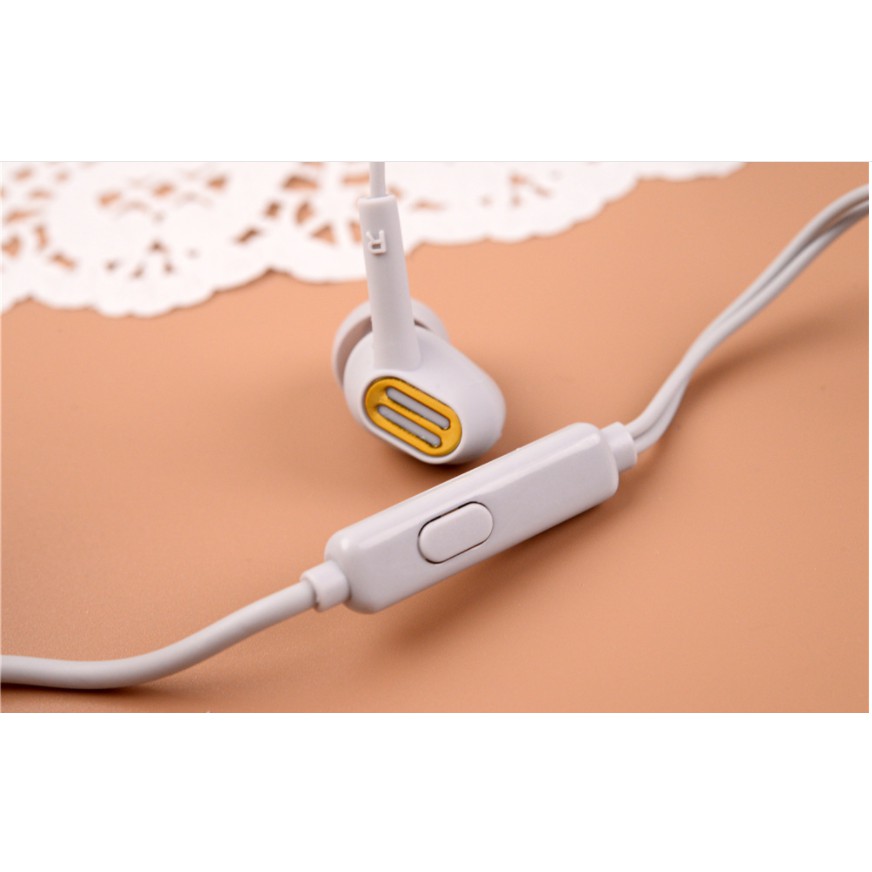 [E-192] Headset Earphone Bentuk Motif RADIO Classic / Wadah Earphone Lucu Bentuk RADIO Klasik