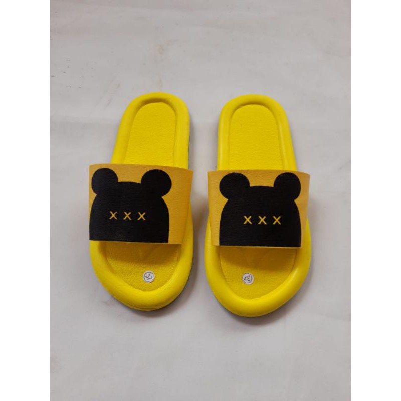 SANDAL KOKOP WANITA MOTIF MICKY MOUSE/TERMURAH TERLARIS/SANDAL HARIAN