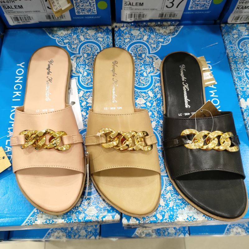 Sandal selop Wanita Yongki Komaladi