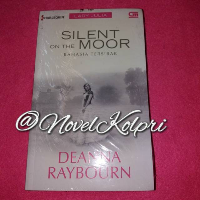 Silent on the Moor - Deanna Raybourn
