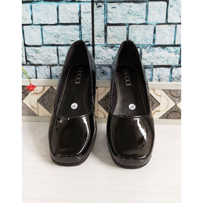 Sepatu Pantofel Wanita 3cm Hak Tahu Hitam Polos Formal Guru Sekolah Kantor Kerja PB 01