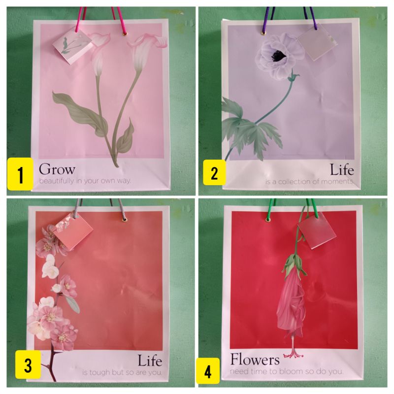 

Paperbag Glossy Motif Bunga
