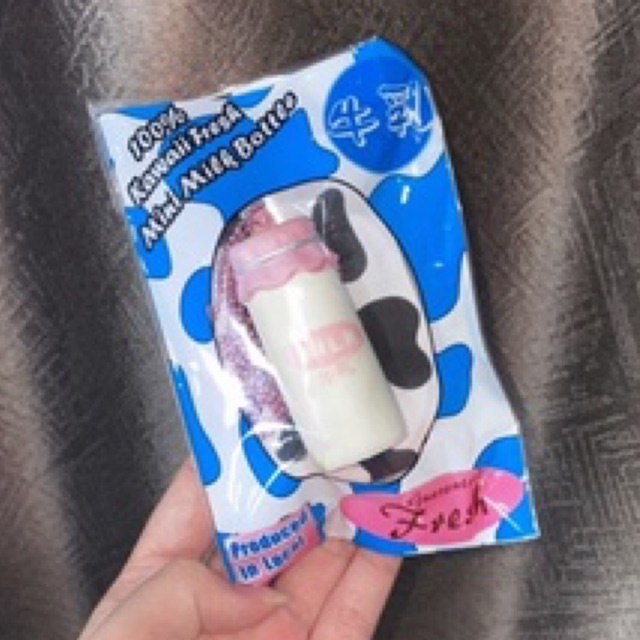 [FLASHSALE] PRELOVED hayaru milk bottle squishy (RARE)