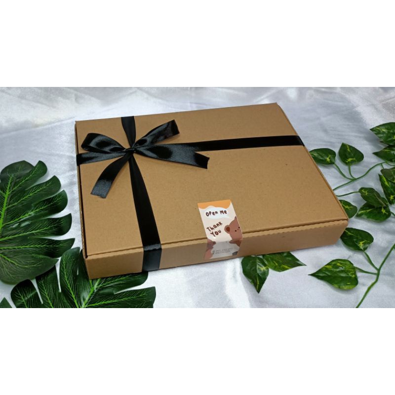 Hampers Kado Lahiran Bayi Baby Gift Perlengkapan Baju Bayi Topi bayi Sepatu Bayi Baby Gift Parsel Lahiran Bayi Hampers Bayi Cowok Hampers Bayi Laki Laki Parcel Bayi-3