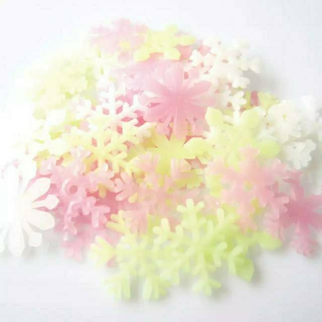 

Stiker Salju Snow Flake Sticker Glow In The Dark Stiker Salju Wallsticker Stiker Fosfor Frozen