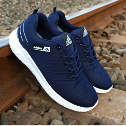 COD Sepatu Sneakers Olahraga Pria Outdoor / Sepatu Adidas Flyknit Navy Running Gym Fitness Murah