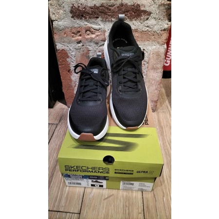 SEPATU PRIA SKECHERS GO RUN EVATE