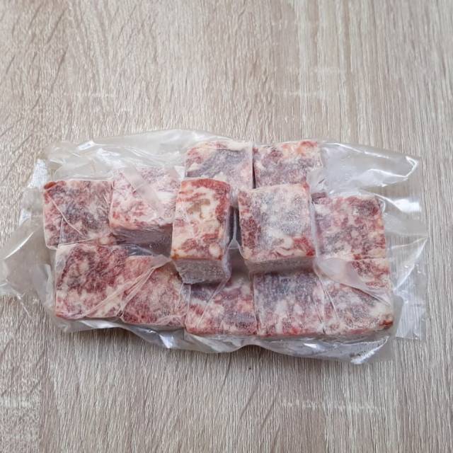 

Saikoro wagyu meltique
