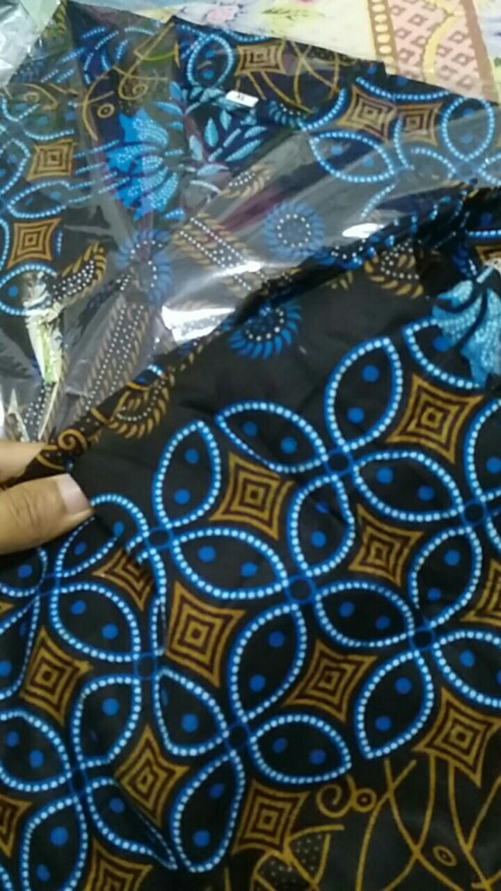 Kemeja Dan Tunik Batik