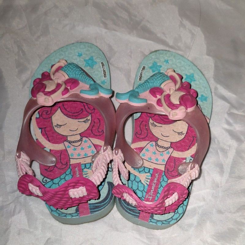 sandal anal