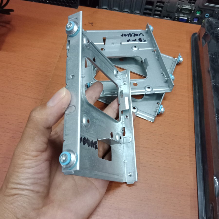 bracket ssd 2,5 inch internal bisa untuk pc dan pc tower murah meriah