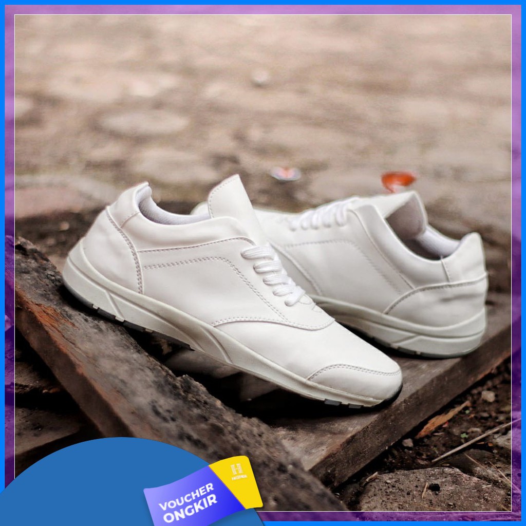 sepatu cats adidas joging slip on slop running casual pria santai kerja SEPATU KULIT PRIA