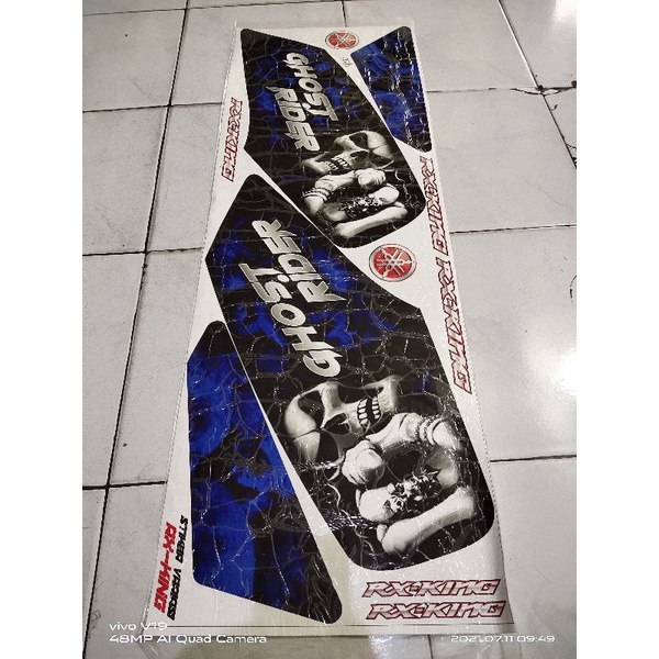 Striping sticker variasi Yamaha RX king tengkorak