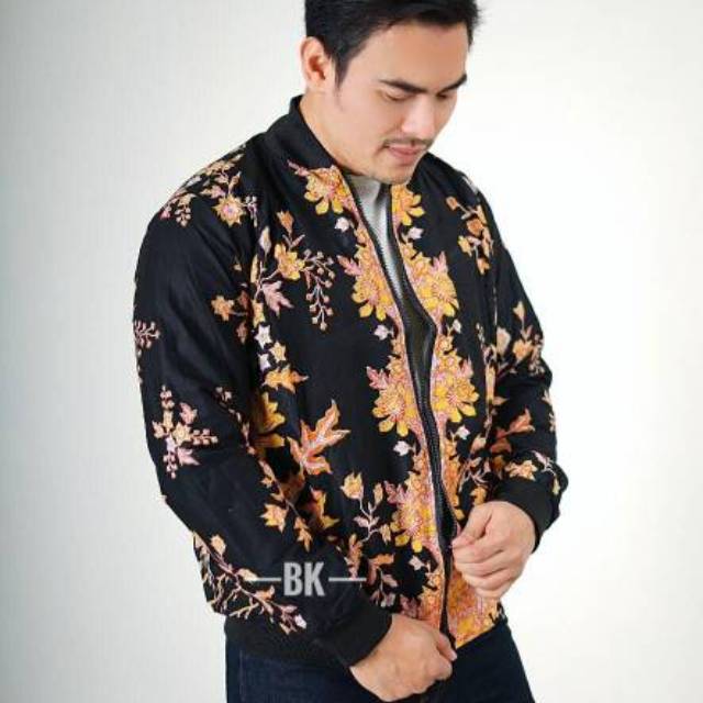 JAKET PARASUT MOTIF BATIK PREMIUM QUALITY/JAKET PRIA MODERN/JAKET BATIK/PAKAIAN PRIA