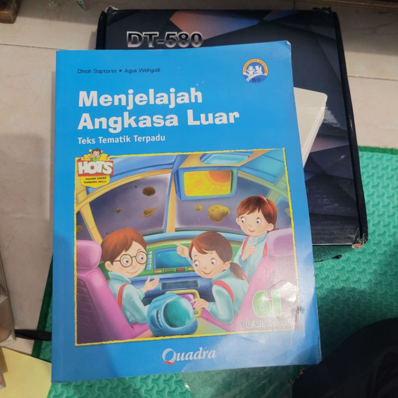 BUKU BEKAS TEMATIK TERPADU KELAS 6 SD QUADRA